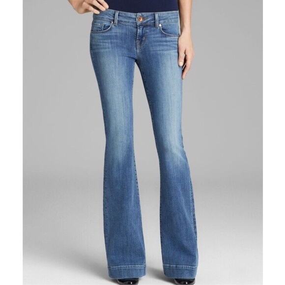J Brand Love Story Low-Rise Flare Jean Bell Women SIZE 28x34 Medium Wash Attica - Picture 1 of 9